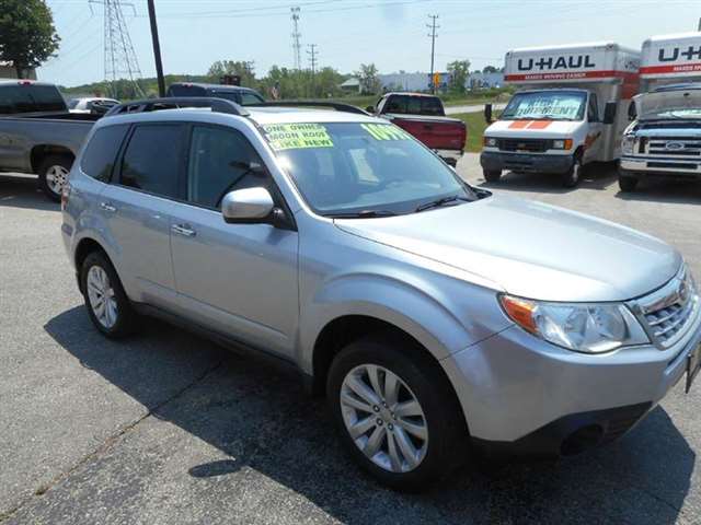 Subaru Forester 2012 photo 3